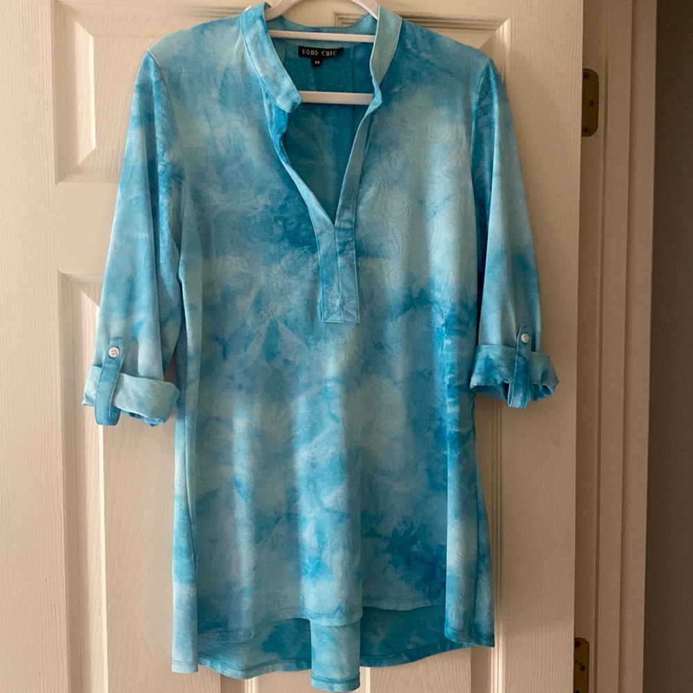 Boho Chic turquoise tie dye high low top - medium
